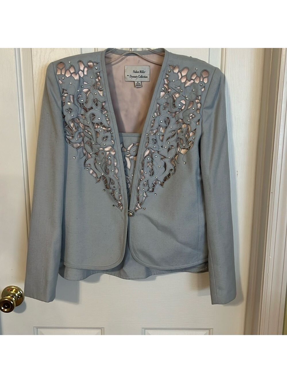 Nolan Miller the Dynasty Collection. Jacket and shell. Size 10. 2 piece set.